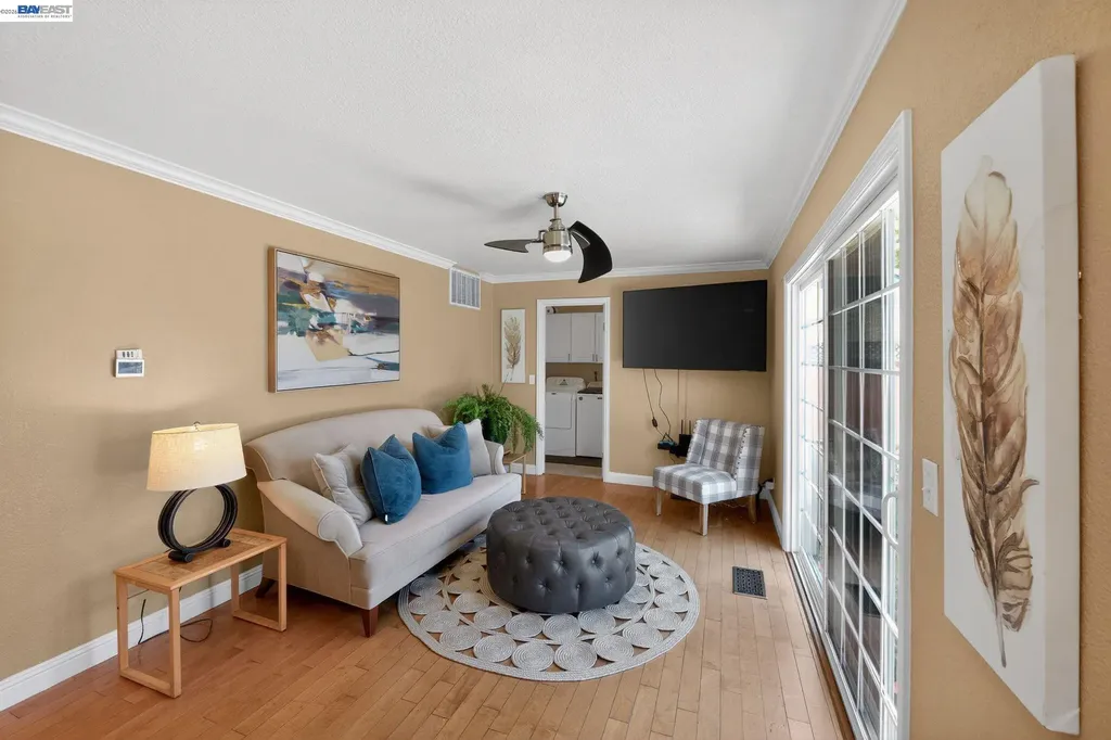 77 Barnes Lane Fremont CA 94536