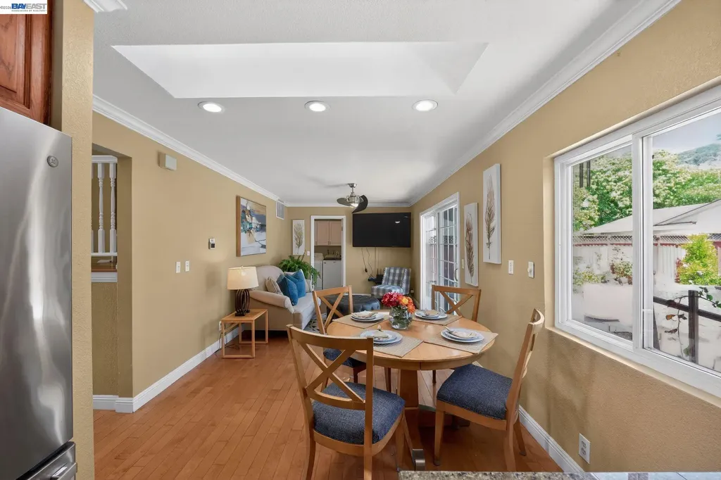77 Barnes Lane Fremont CA 94536