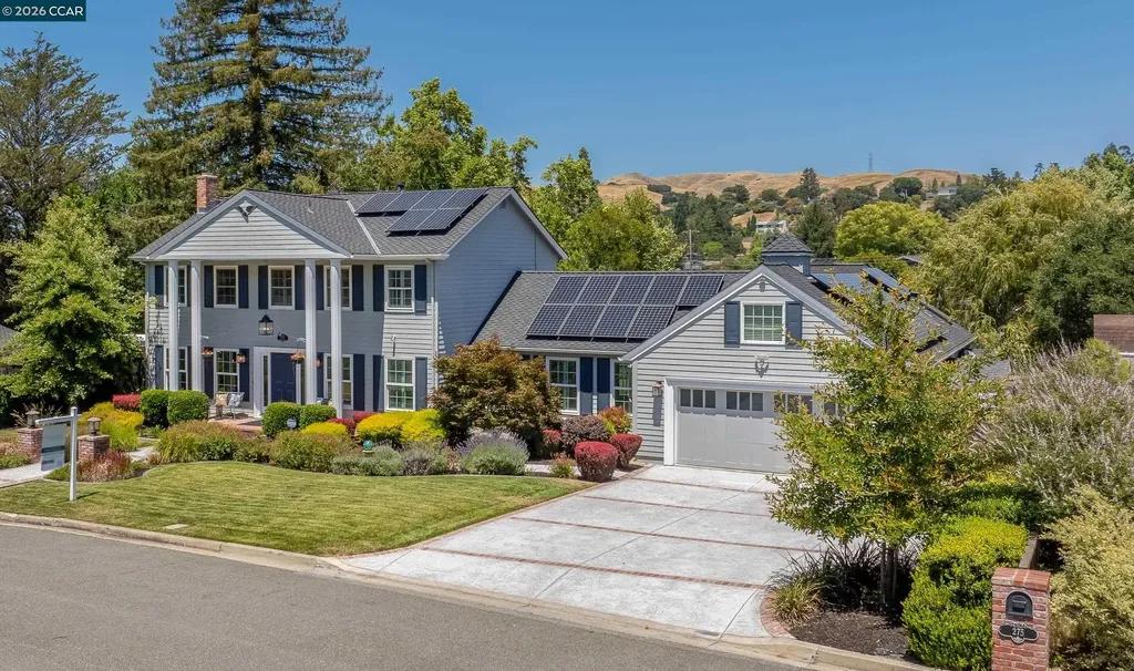 275 Deerfield Drive Moraga CA 94556