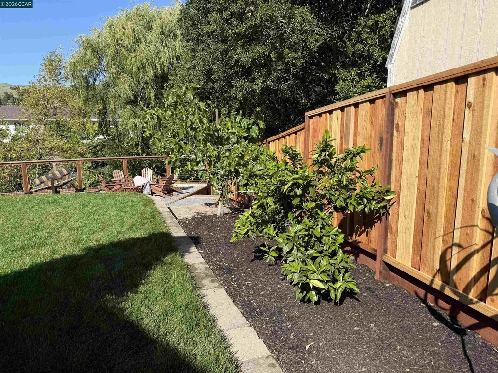 275 Deerfield Drive Moraga CA 94556
