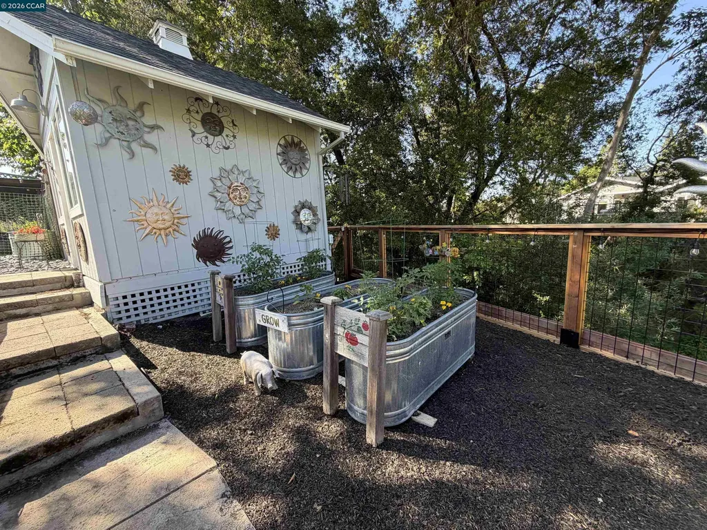 275 Deerfield Drive Moraga CA 94556