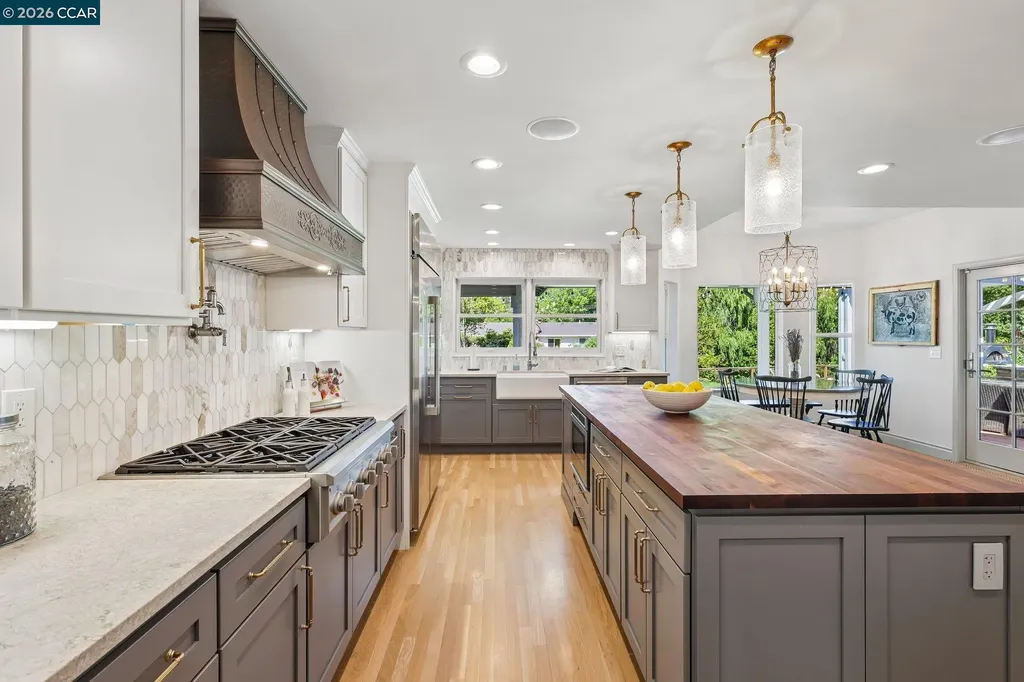 275 Deerfield Drive Moraga CA 94556