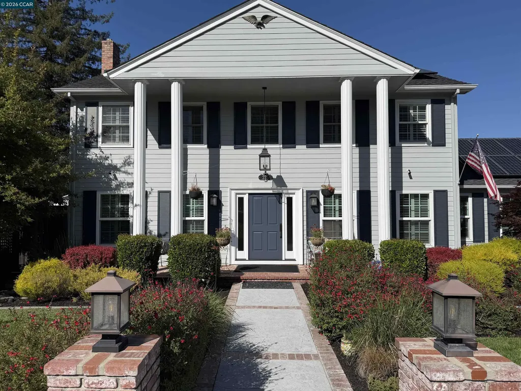 275 Deerfield Drive Moraga CA 94556