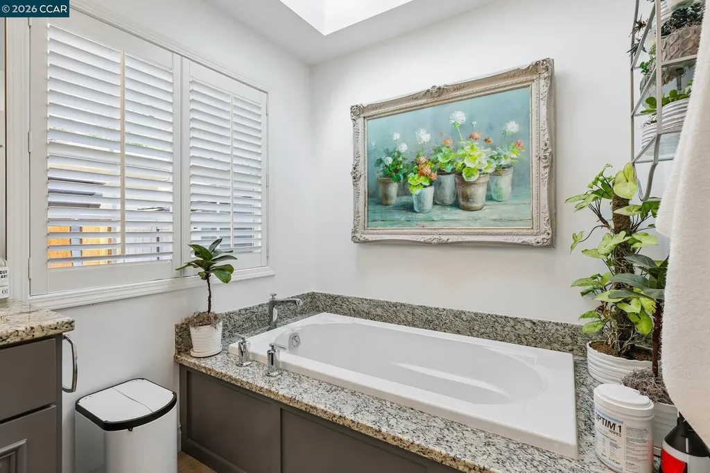 275 Deerfield Drive Moraga CA 94556