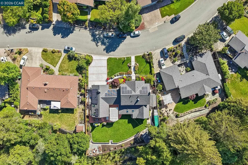 275 Deerfield Drive Moraga CA 94556