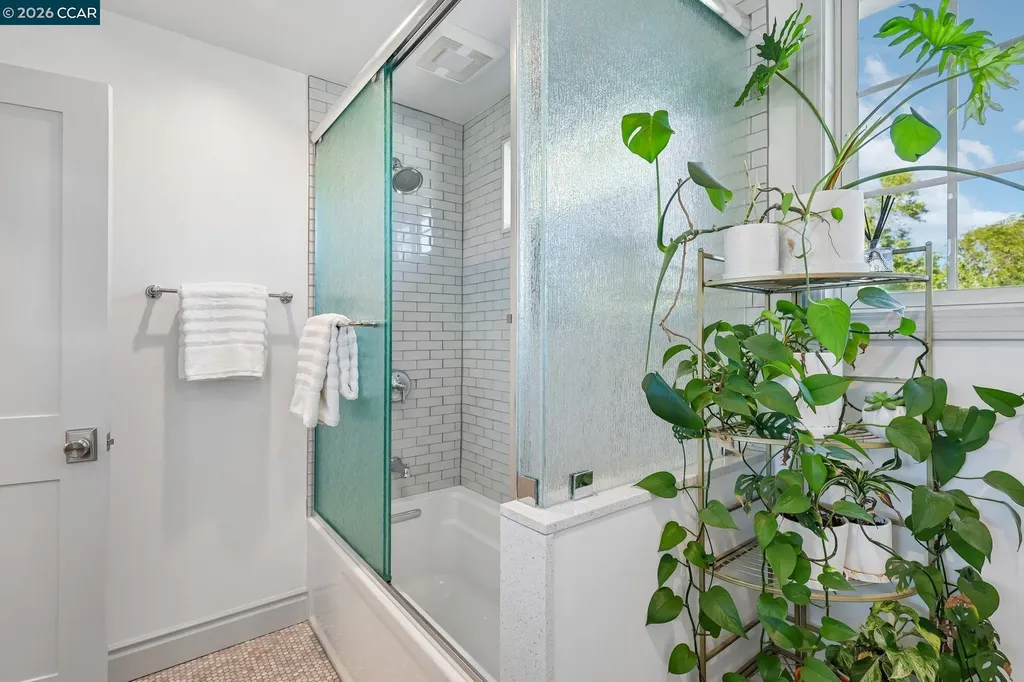 275 Deerfield Drive Moraga CA 94556