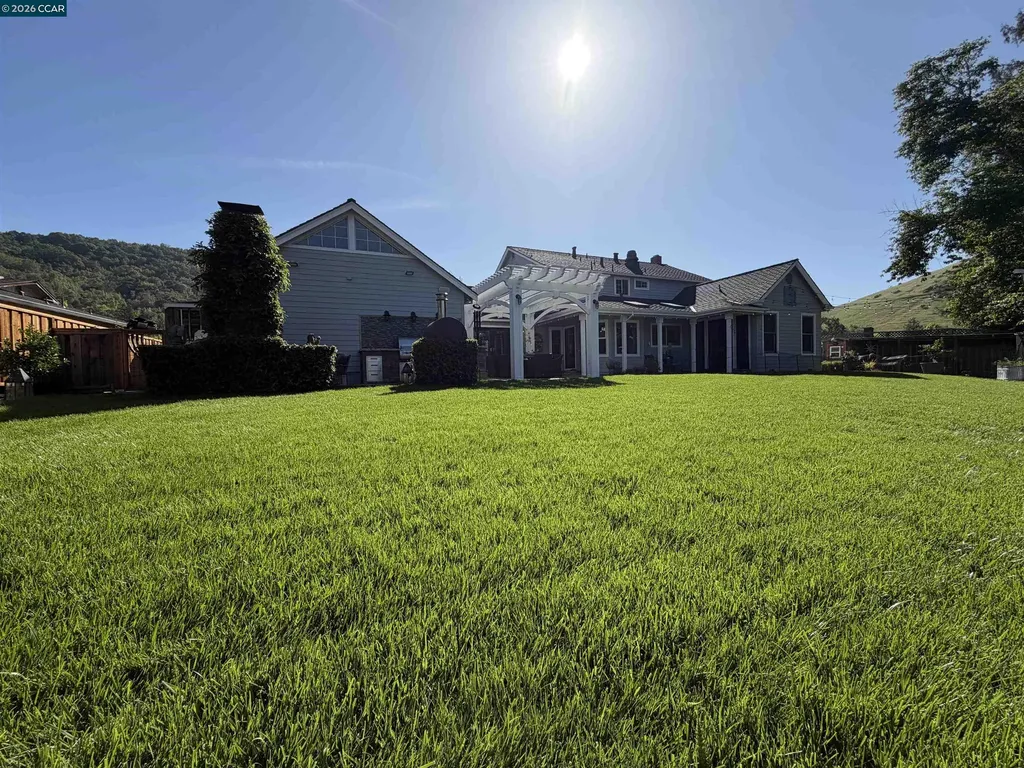 275 Deerfield Drive Moraga CA 94556