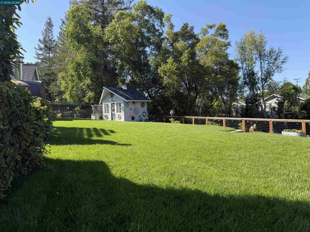 275 Deerfield Drive Moraga CA 94556