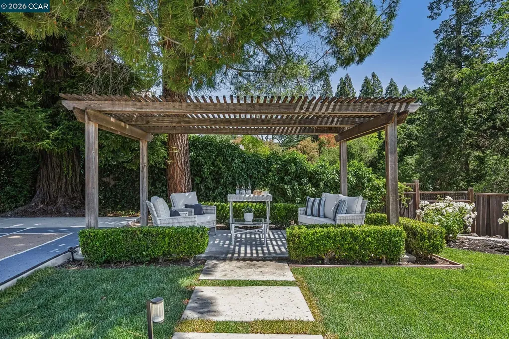 2941 Roundhill Road Alamo CA 94507