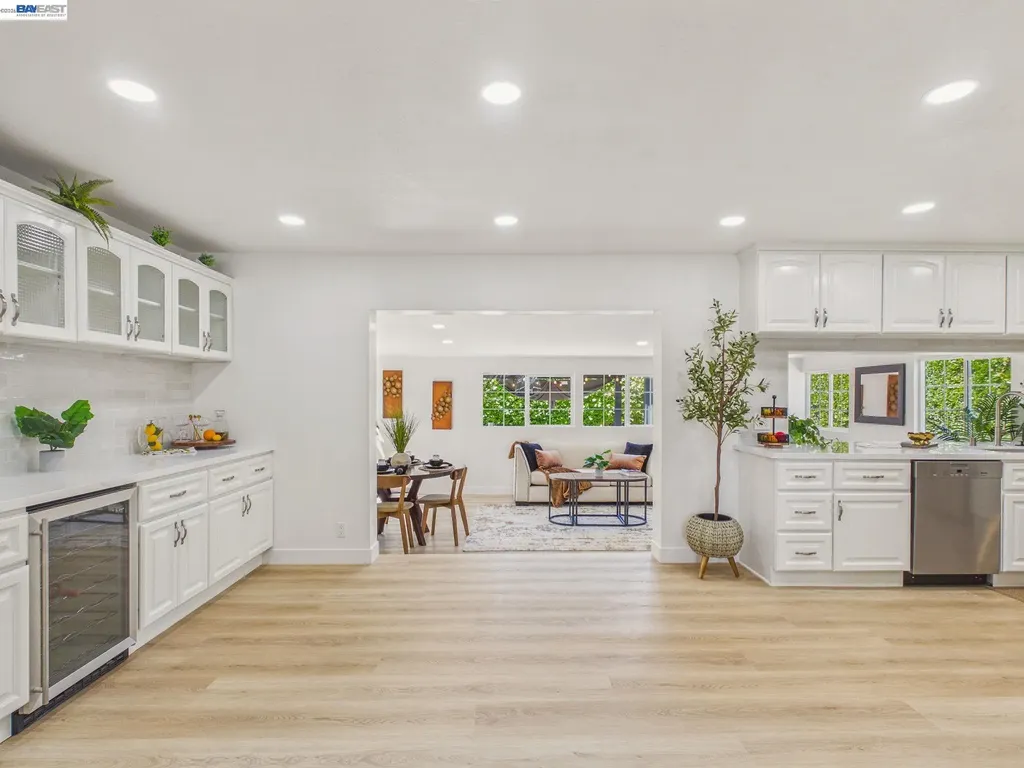 7482 Larkdale Avenue Dublin CA 94568