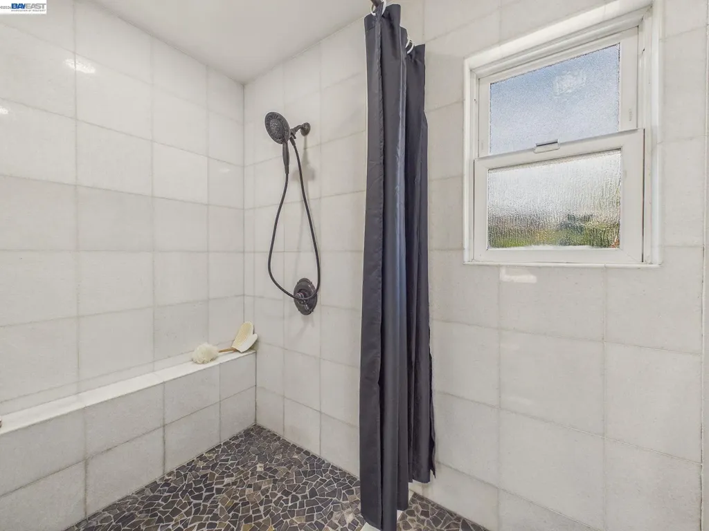 7482 Larkdale Avenue Dublin CA 94568
