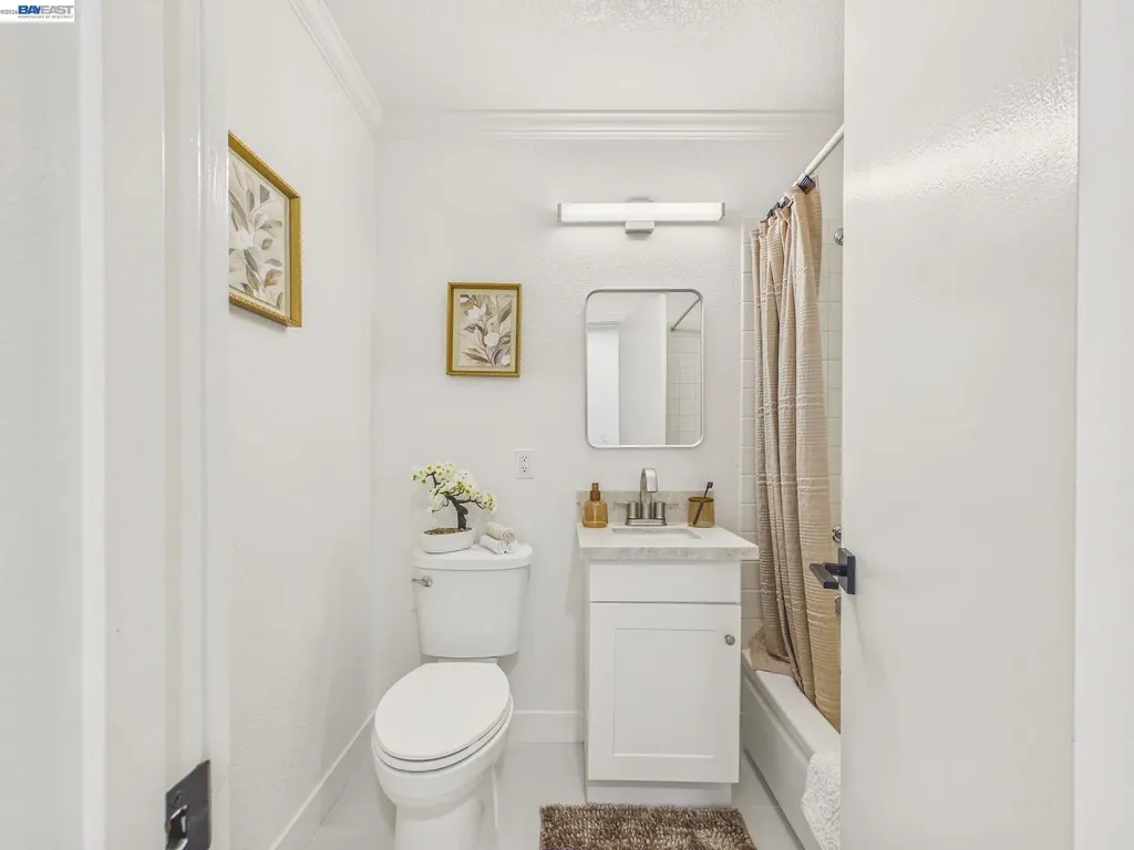 7482 Larkdale Avenue Dublin CA 94568