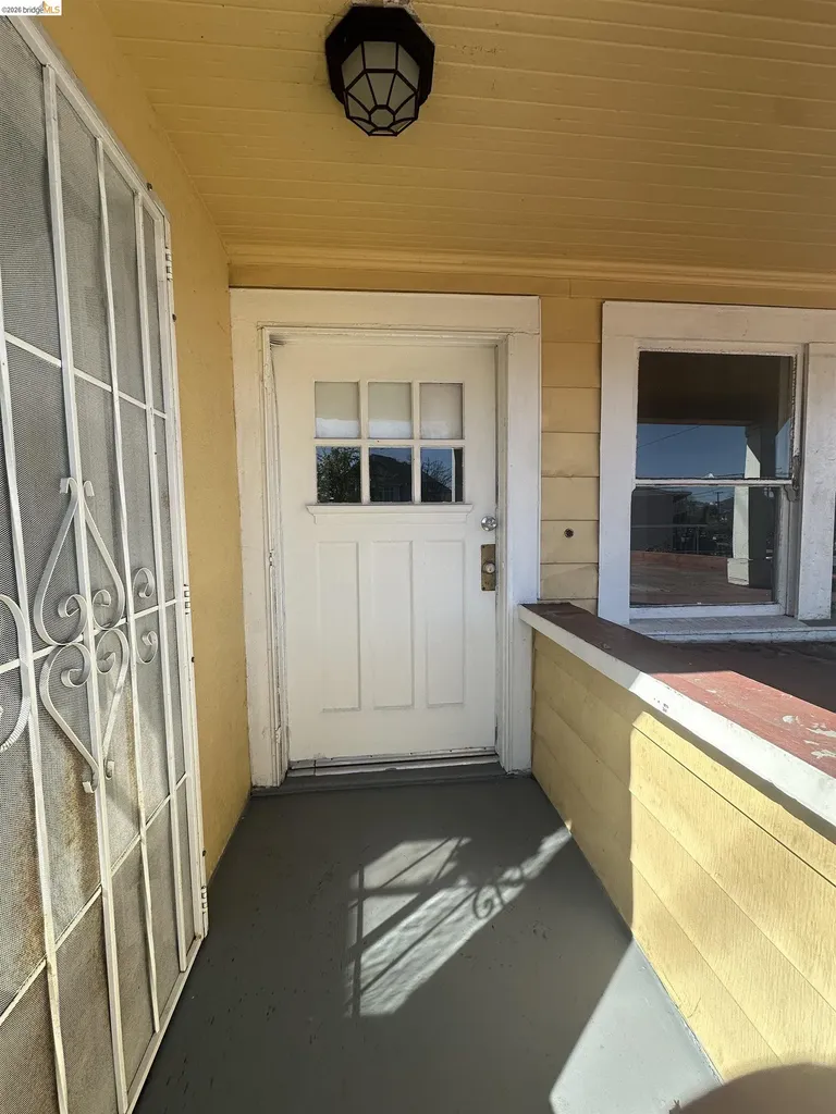 2423 Market Street Oakland CA 94607