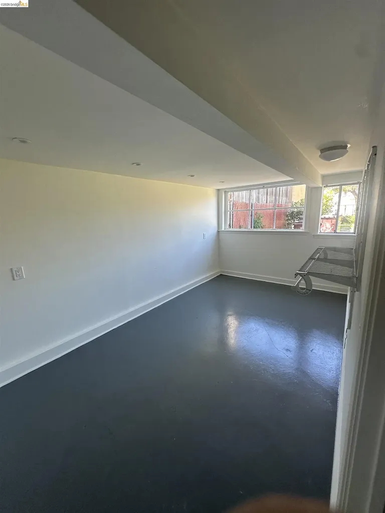 2423 Market Street Oakland CA 94607