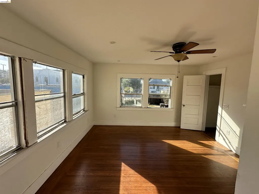 2423 Market Street Oakland CA 94607