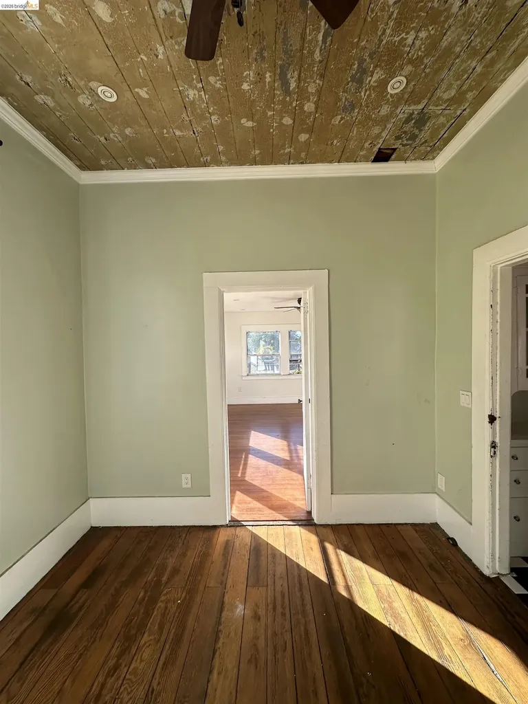 2423 Market Street Oakland CA 94607