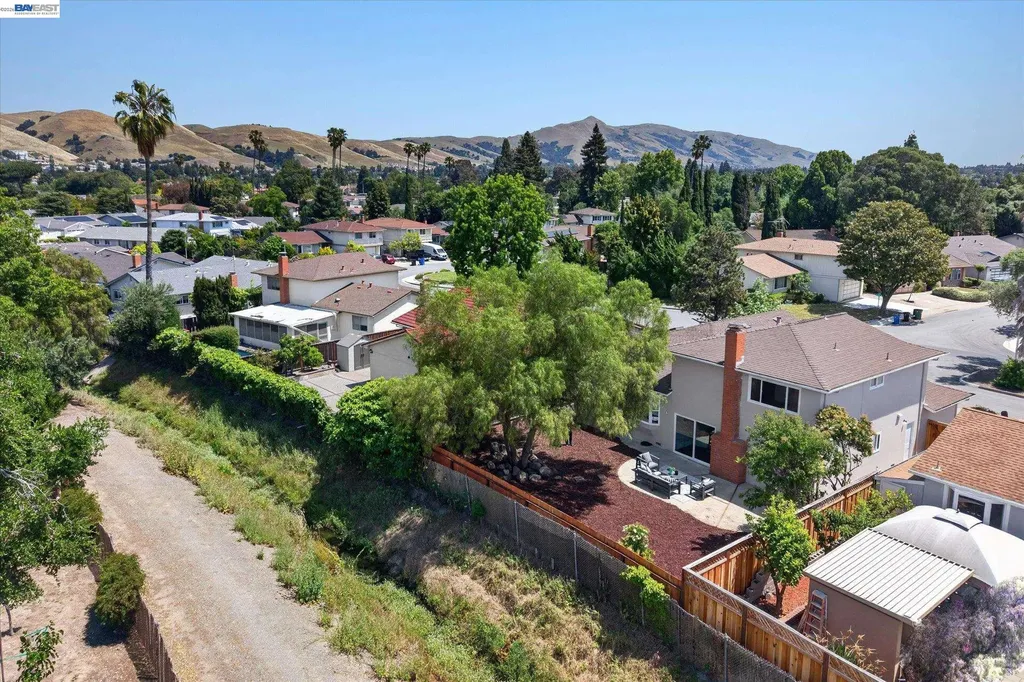 811 Seville Place Fremont CA 94539