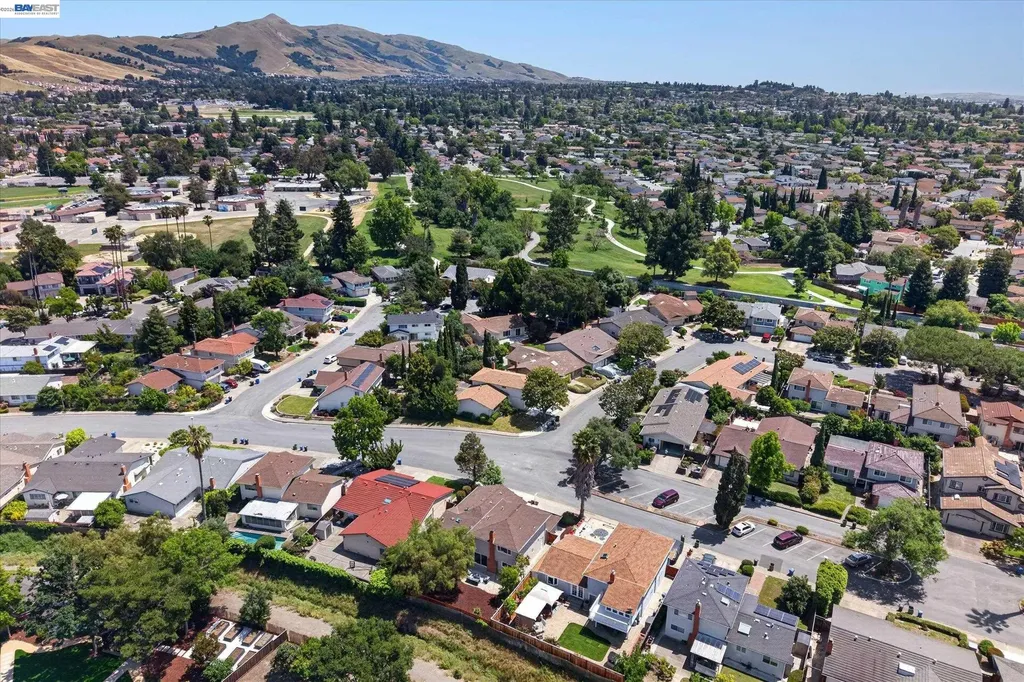 811 Seville Place Fremont CA 94539