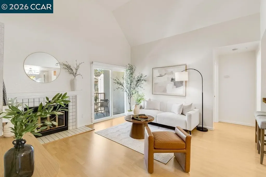 3183 Wayside Plaza Walnut Creek CA 94597
