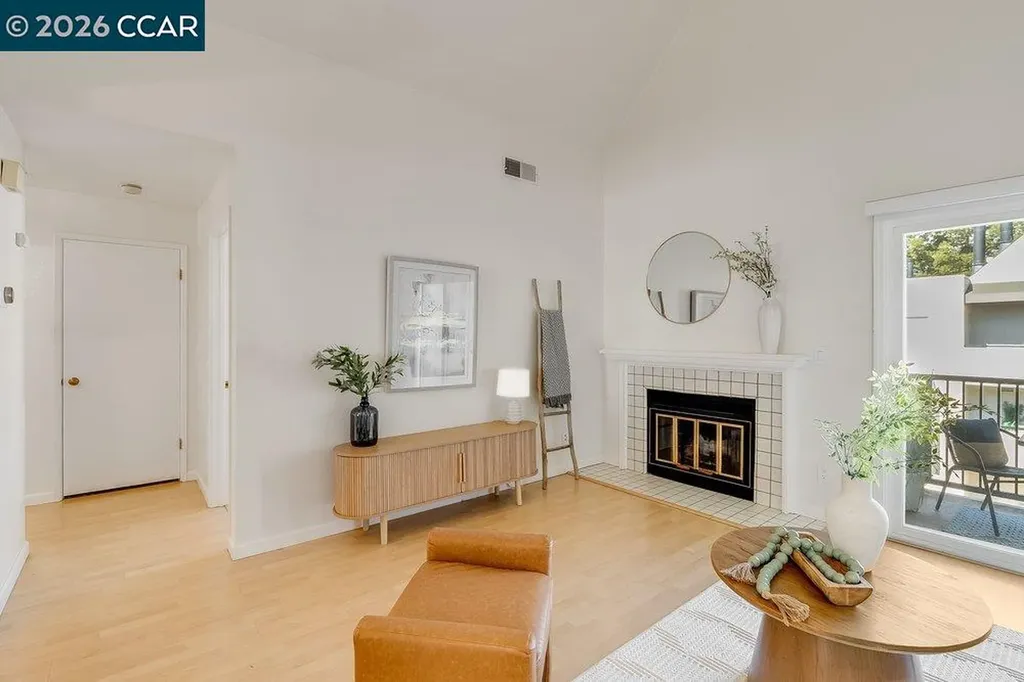 3183 Wayside Plaza Walnut Creek CA 94597