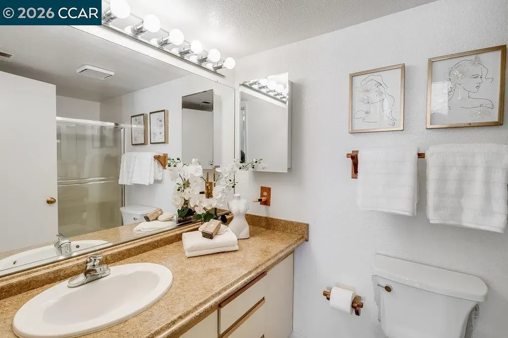3183 Wayside Plaza Walnut Creek CA 94597