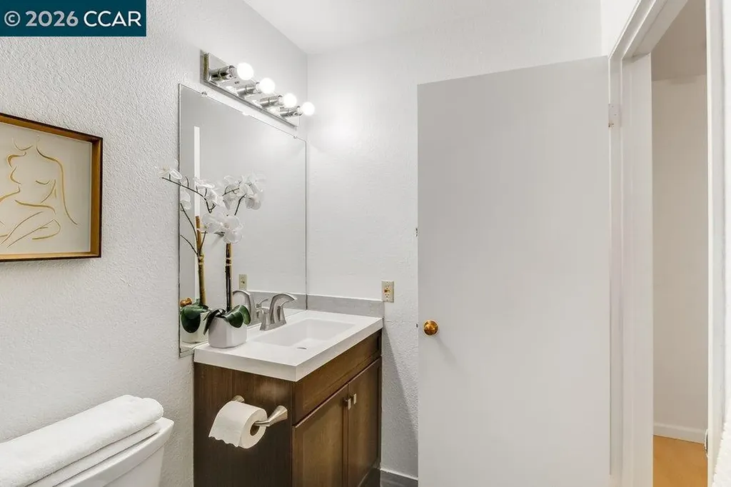 3183 Wayside Plaza Walnut Creek CA 94597