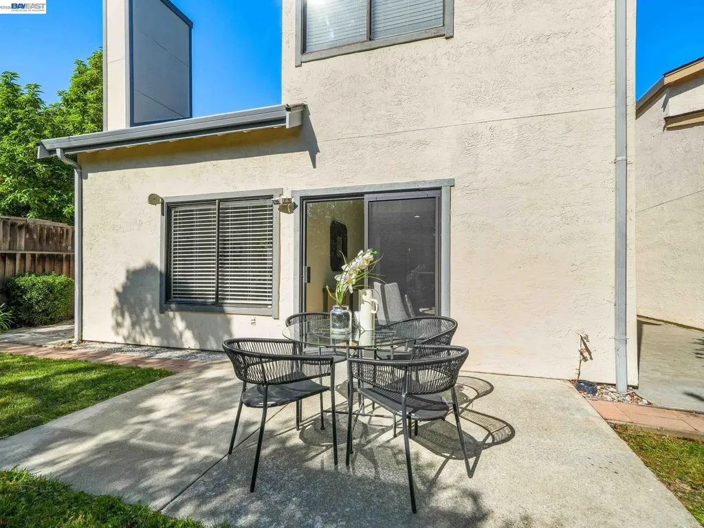 34219 Kenwood Drive Fremont CA 94555