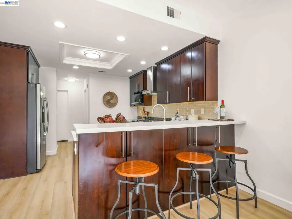 34219 Kenwood Drive Fremont CA 94555