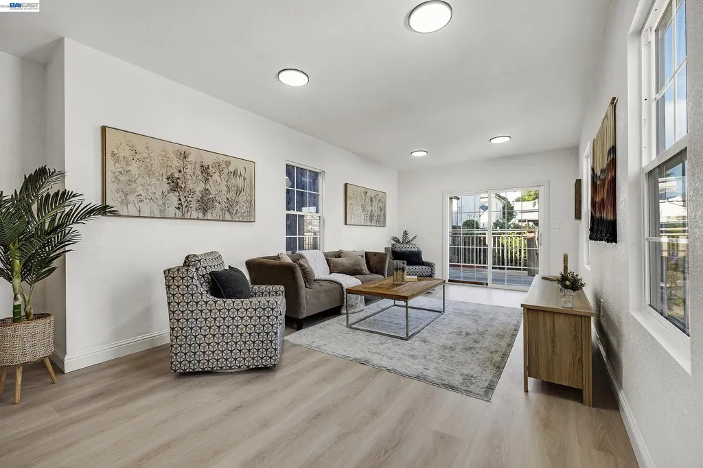 2248 22nd Street Oakland CA 94606