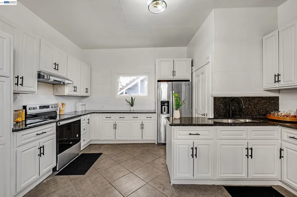 2248 22nd Street Oakland CA 94606