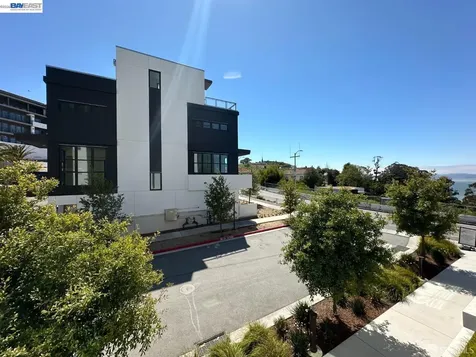 1 Bristol San Francisco CA 94130
