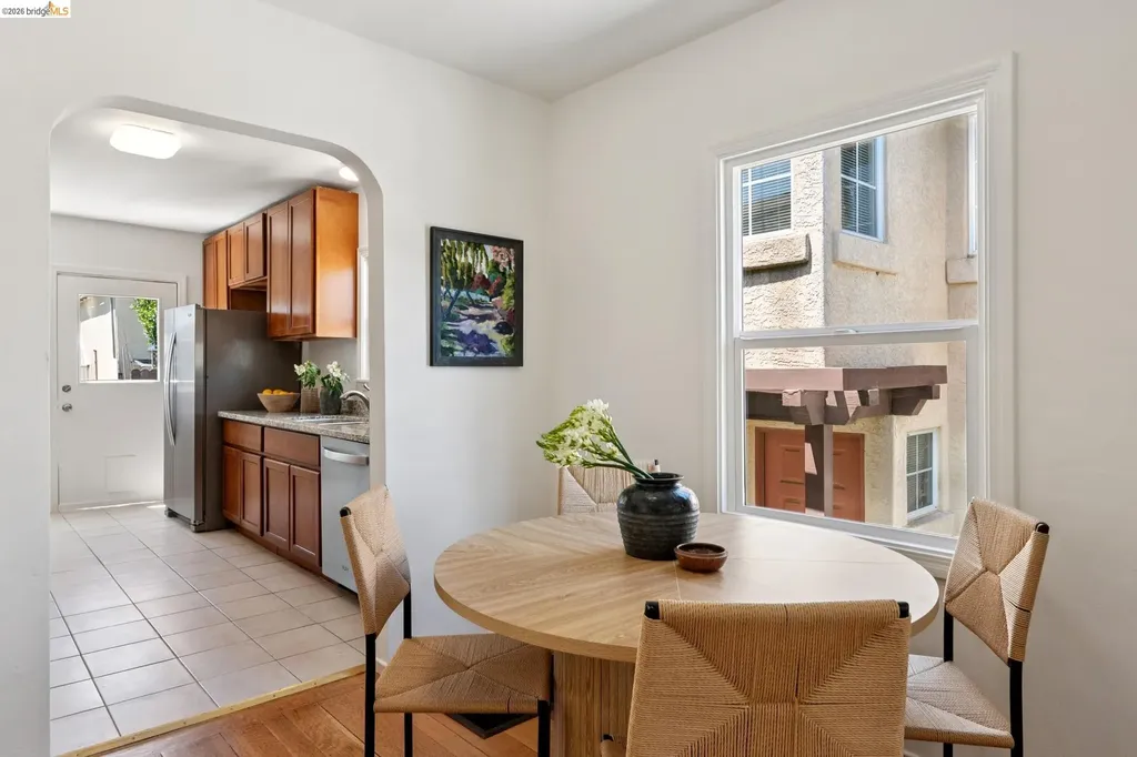 820 Madison Street Albany CA 94706
