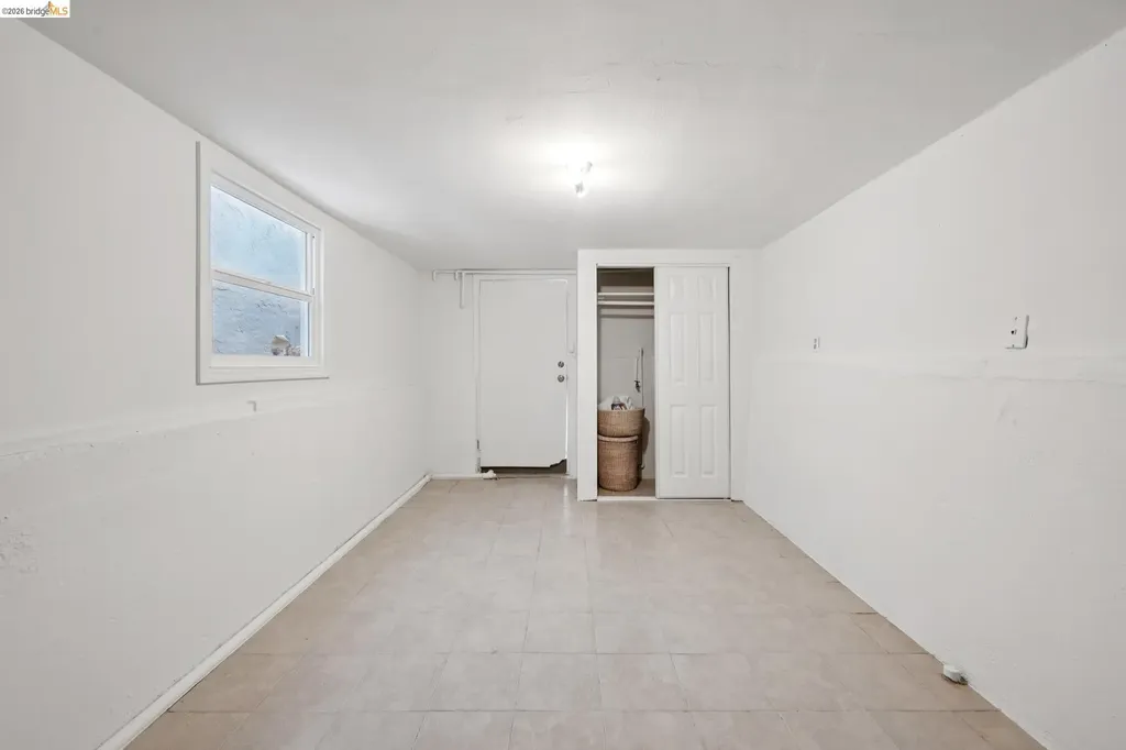 820 Madison Street Albany CA 94706