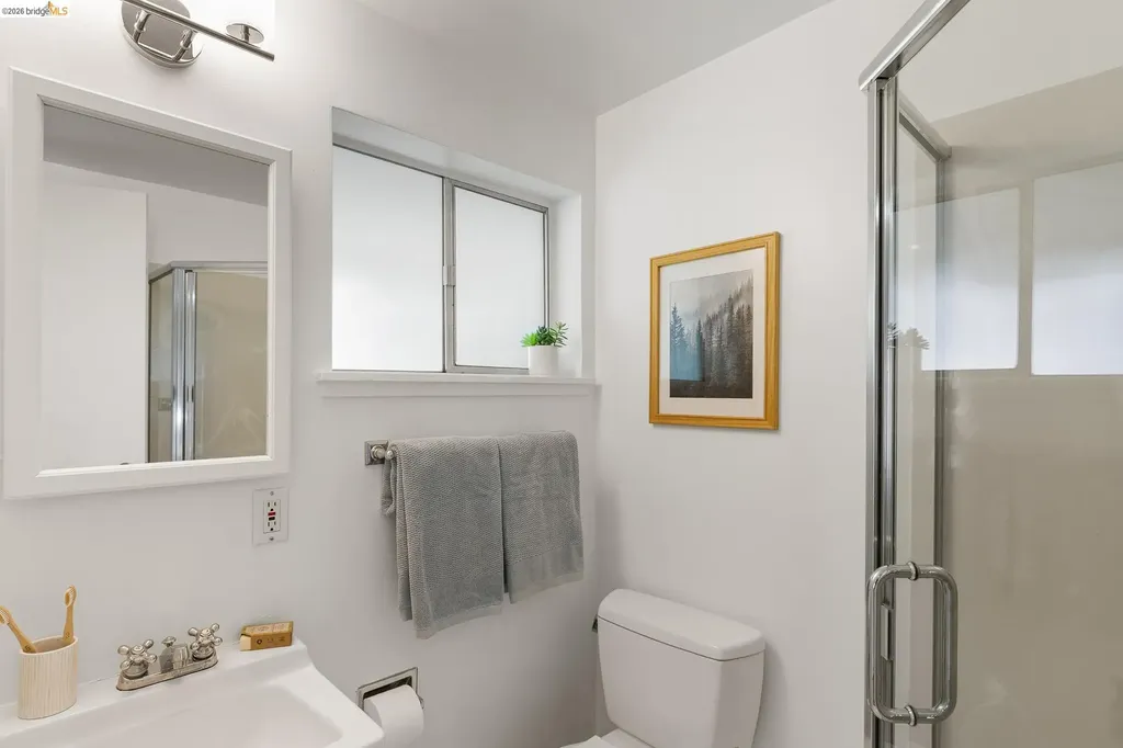 306 Wildwood Avenue Piedmont CA 94611