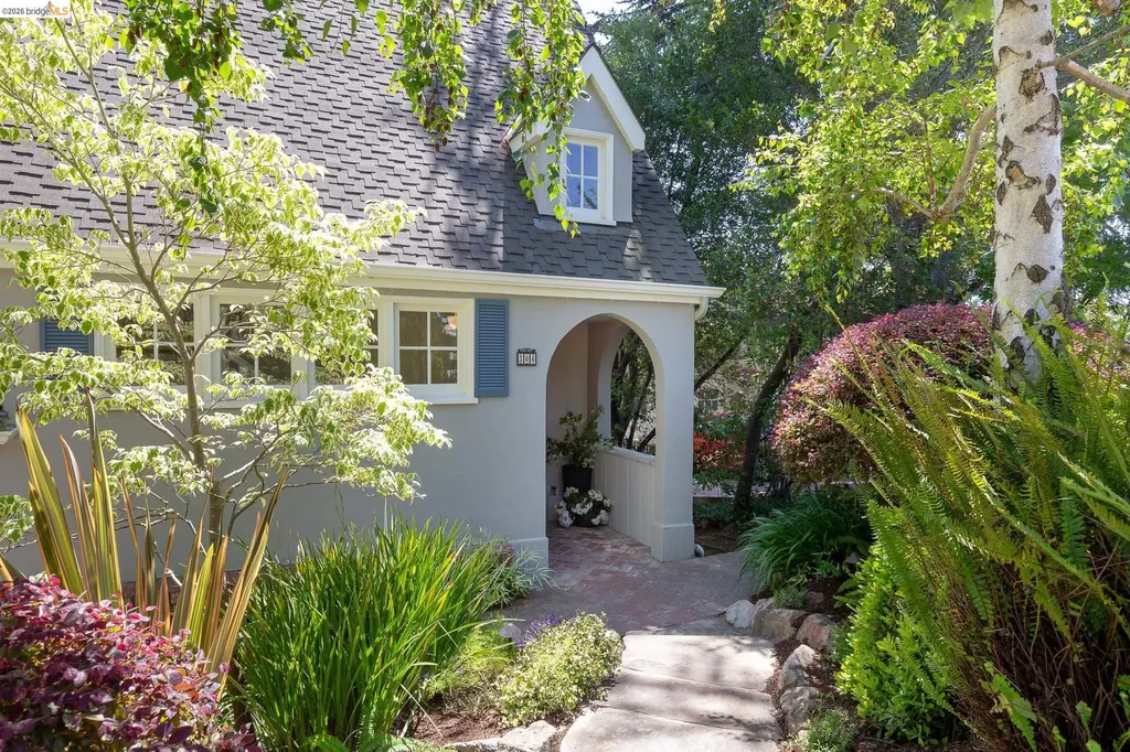 306 Wildwood Avenue Piedmont CA 94611