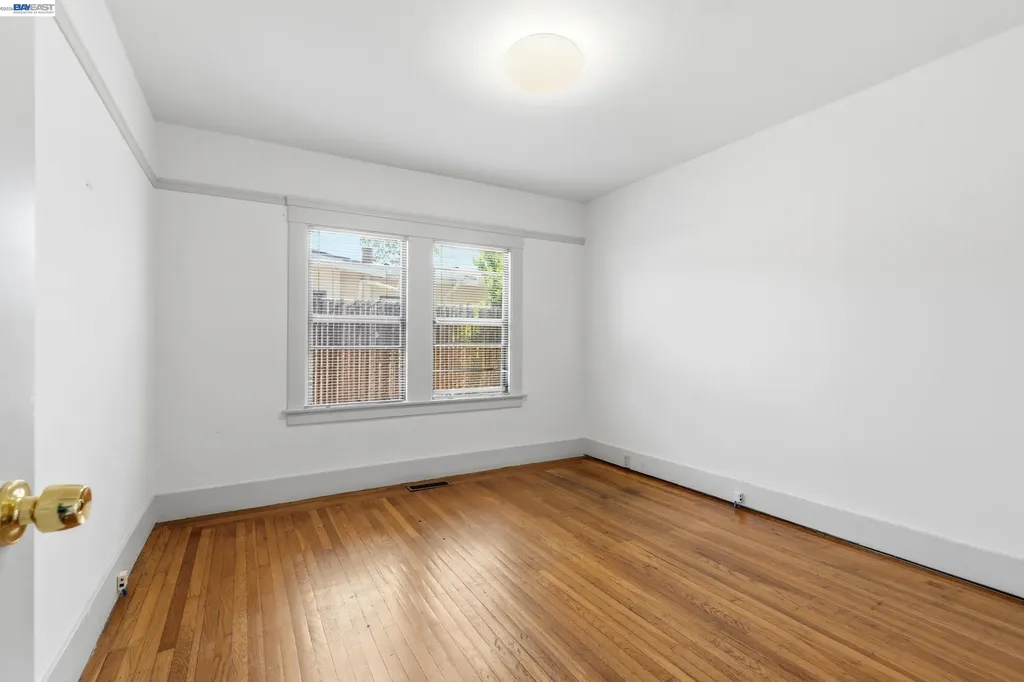 370 14th Street San Leandro CA 94577