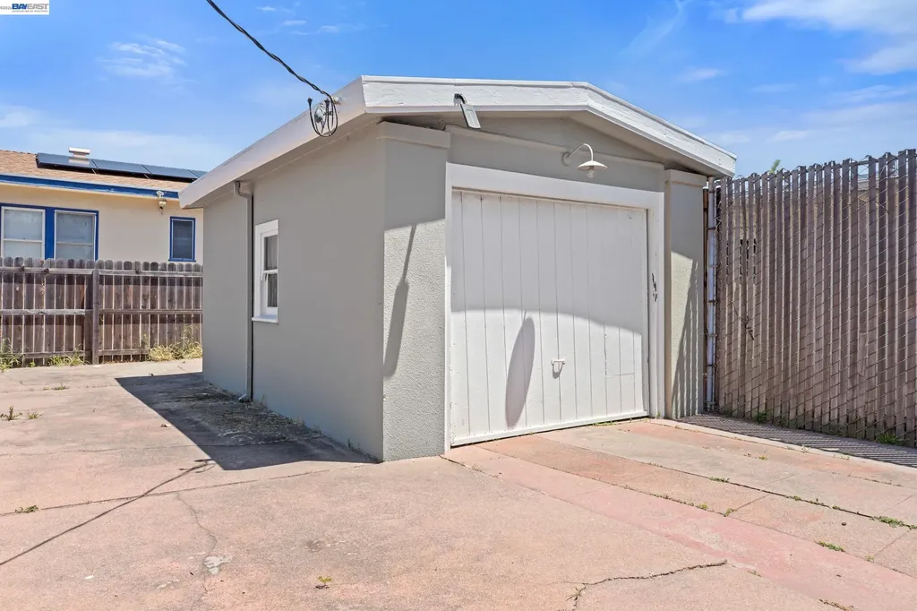 370 14th Street San Leandro CA 94577