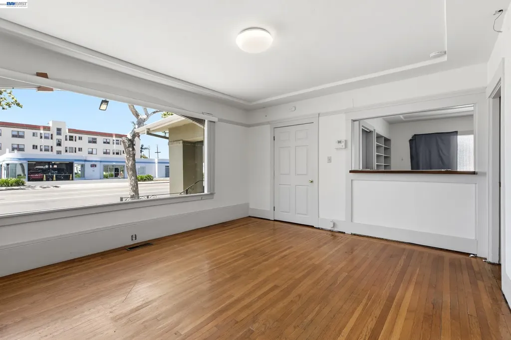 370 14th Street San Leandro CA 94577