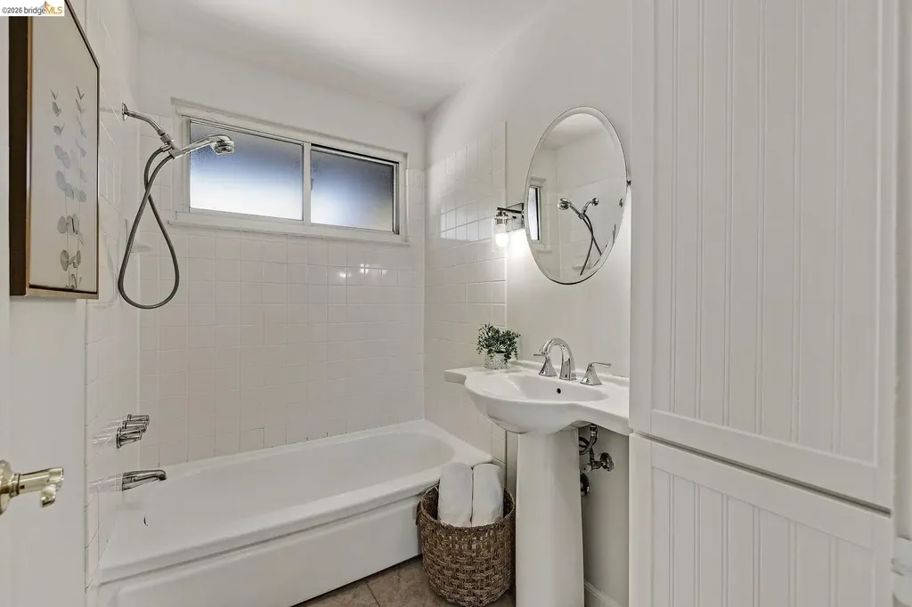 16164 Via Walter San Lorenzo CA 94580
