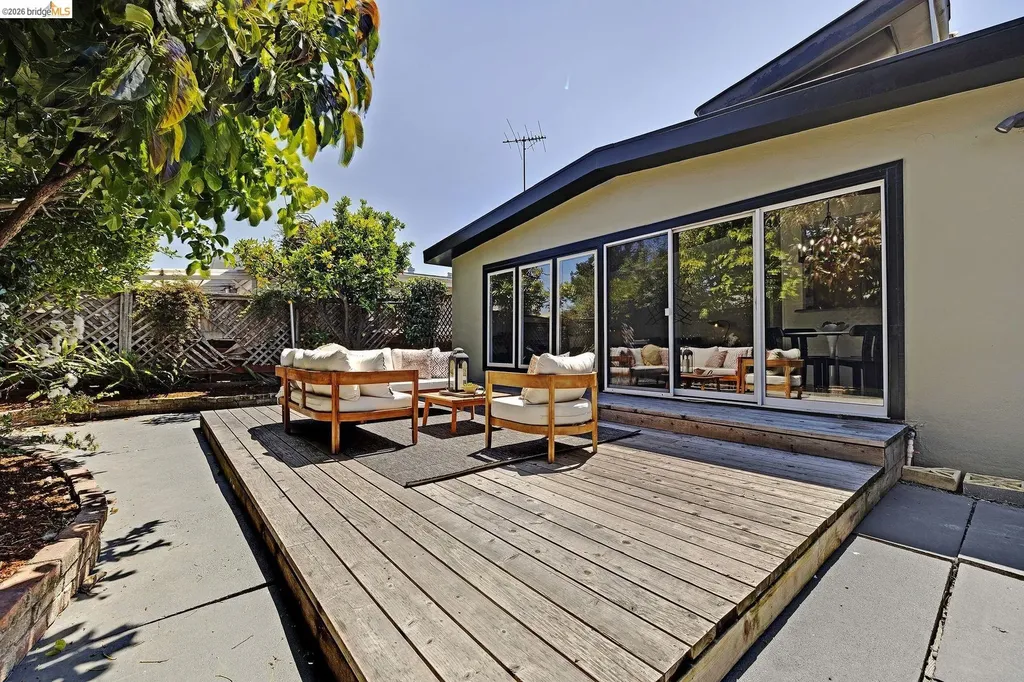 16164 Via Walter San Lorenzo CA 94580