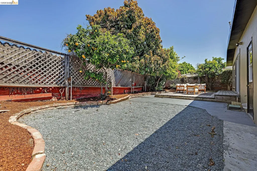 16164 Via Walter San Lorenzo CA 94580