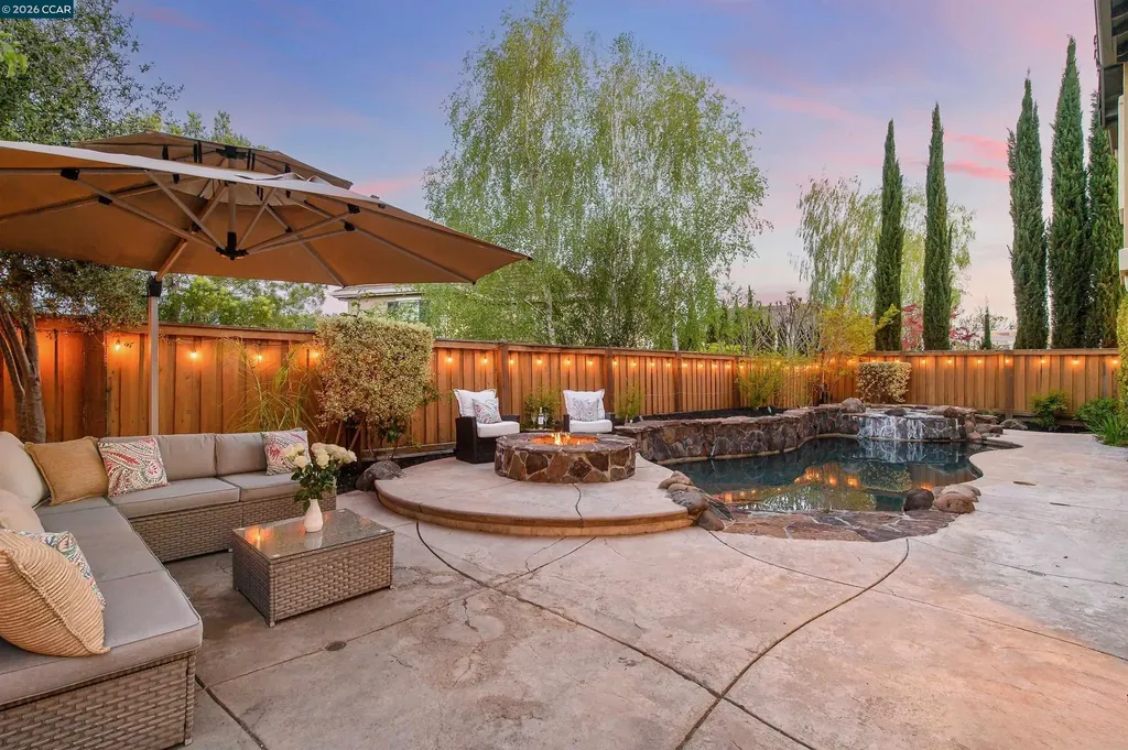 2261 Genoa Street Danville CA 94506