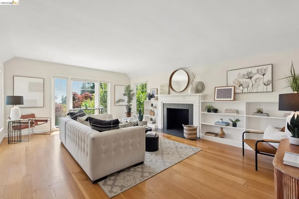 5430 Proctor Avenue Oakland CA 94618