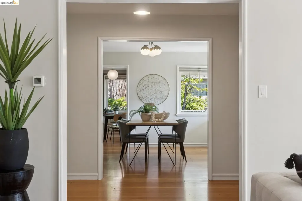 5430 Proctor Avenue Oakland CA 94618