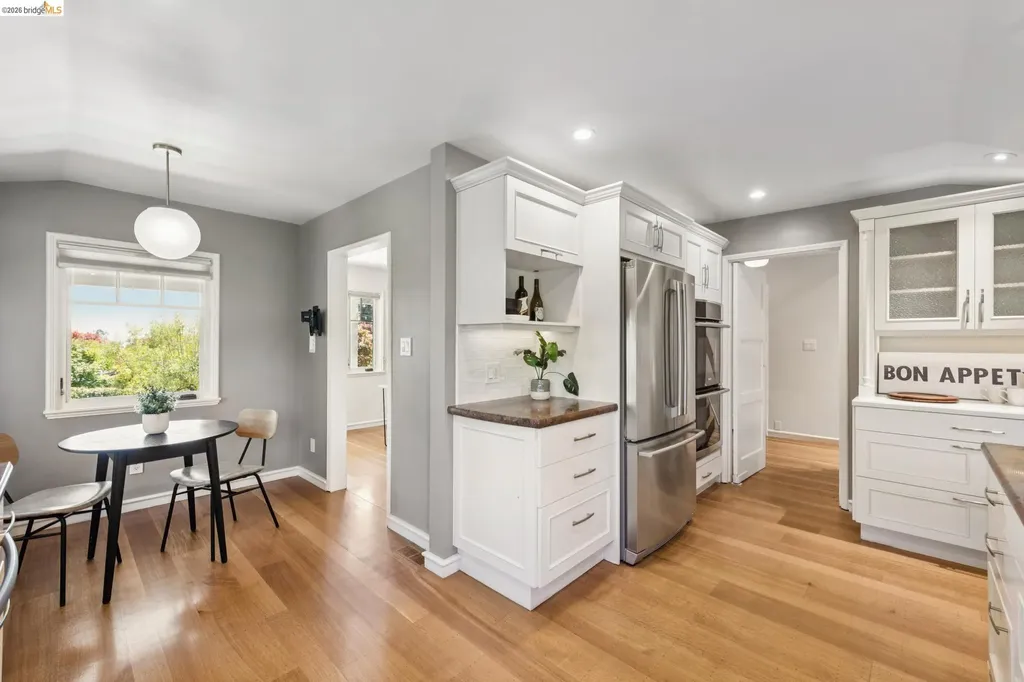 5430 Proctor Avenue Oakland CA 94618