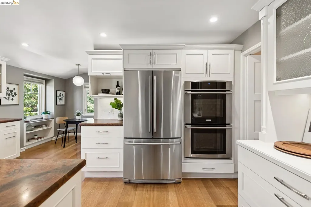 5430 Proctor Avenue Oakland CA 94618