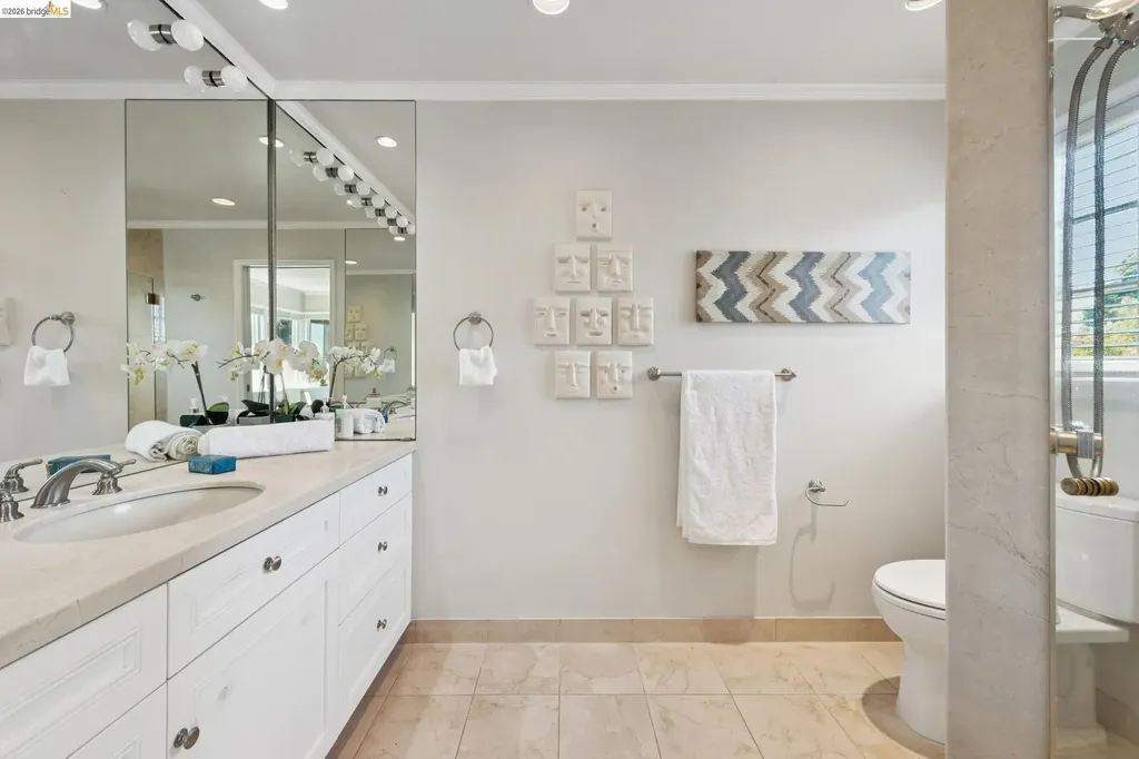 5430 Proctor Avenue Oakland CA 94618