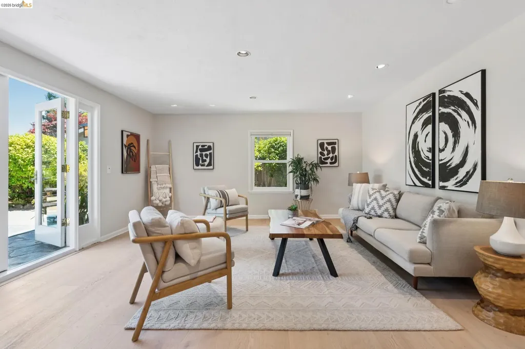 5430 Proctor Avenue Oakland CA 94618