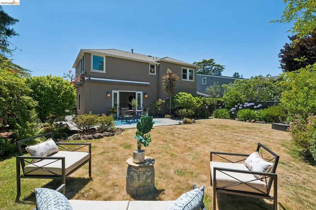 5430 Proctor Avenue Oakland CA 94618