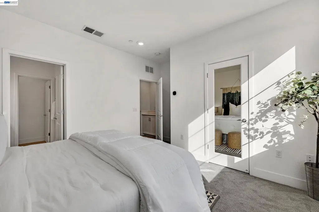 29259 Hub Court Hayward CA 94544